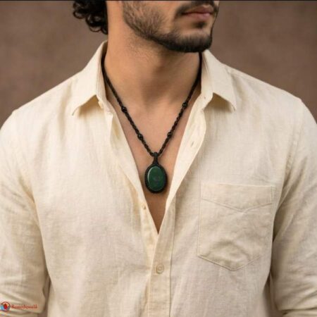 Bloodstone Macrame Pendant