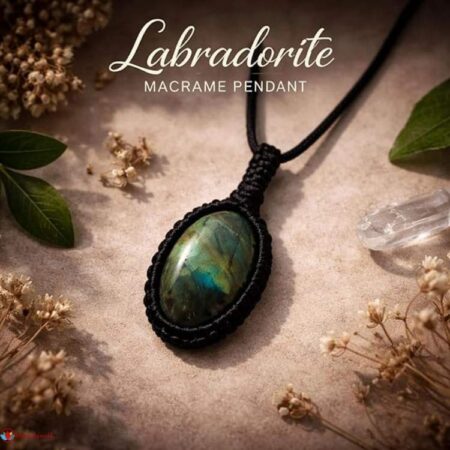 Labradorite Macrame Pendant