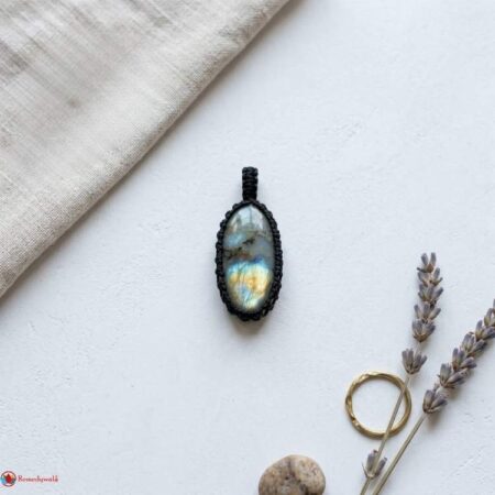 Labradorite Macrame Pendant