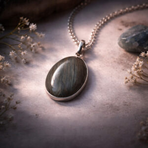 Grey Cats Eye Pendant