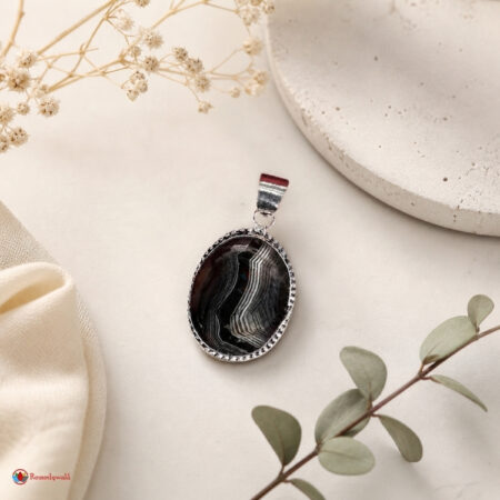 Sulemani Hakik Frame Pendant