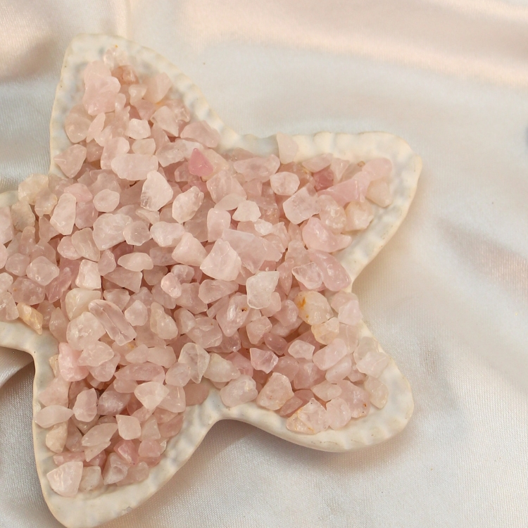 Rose Quartz Polished Chips