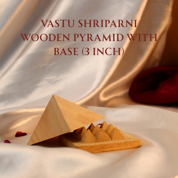 Vastu Shriparni Wooden Pyramid with Base